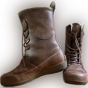 Andina leather insulated boots